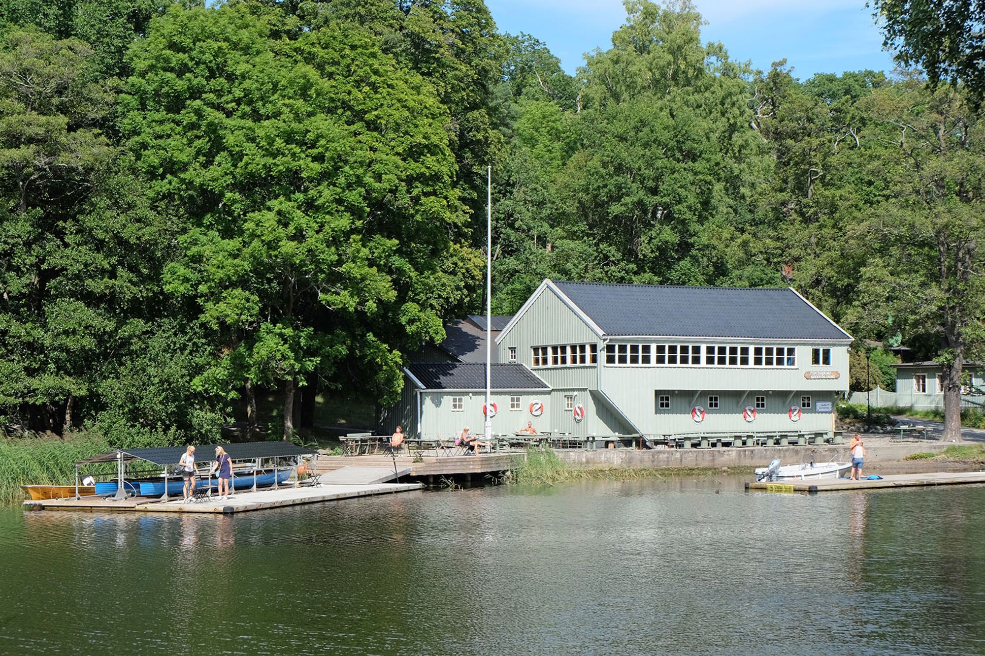 Båthuset: Visning och rodd